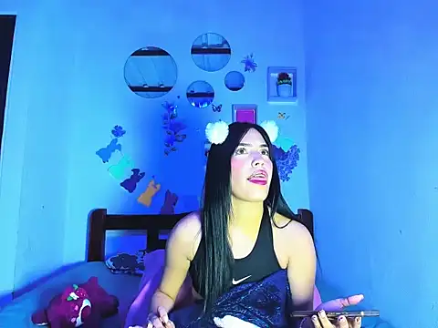 Samantha sin19 online show from May 26, 2026, 4:21 am