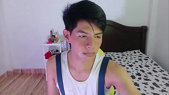 Snapshot of phuwin_bj chatting on July 20, 2026, 5:15 am phuwin bj online show from July 20, 2026, 5:15 am