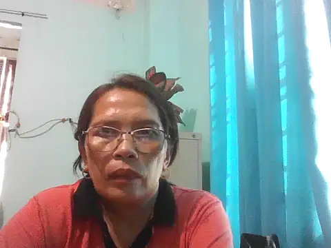 momshe2026 online show from May 26, 2026, 6:22 am