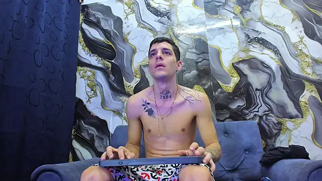 boy max latin online show from May 26, 2026, 8:51 pm