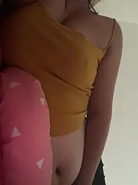 Suki-love online show from May 30, 2026, 1:56 am