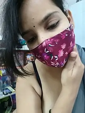 Snapshot of shalini_gupta05 chatting on July 22, 2026, 4:14 am shalini gupta05 online show from July 22, 2026, 4:14 am
