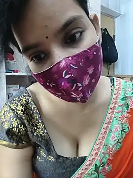 Snapshot of shalini_gupta05 chatting on July 15, 2026, 4:14 pm shalini gupta05 online show from July 15, 2026, 4:14 pm