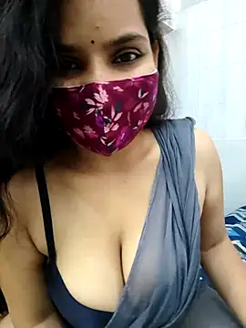 Snapshot of shalini_gupta05 chatting on July 18, 2026, 4:43 am shalini gupta05 online show from July 18, 2026, 4:43 am