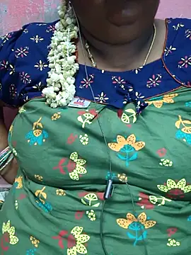 geetha431 online show from June 5, 2026, 7:52 pm