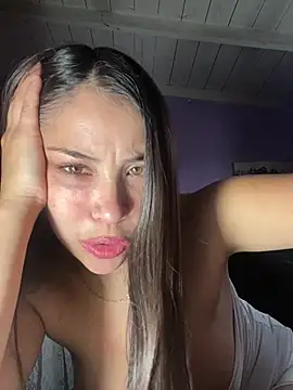 Juliett08 online show from June 21, 2026, 7:52 pm