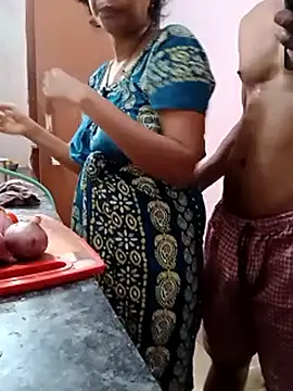 Naughty ayesha09 online show from May 31, 2026, 6:19 am