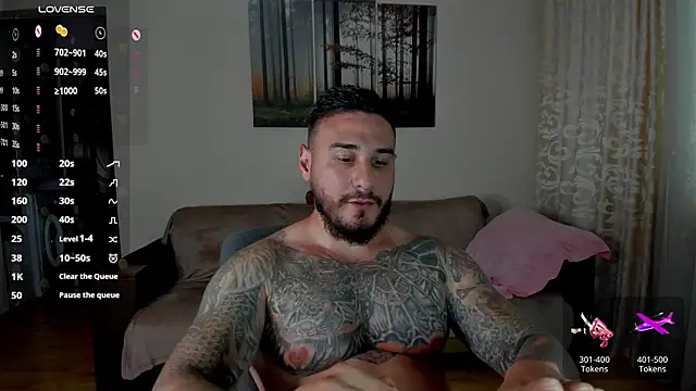 Snapshot of Gymdominus chatting on July 3, 2026, 12:44 pm Gymdominus online show from July 3, 2026, 12:44 pm