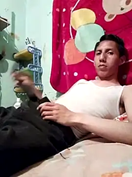 Snapshot of Twink0207 chatting on July 3, 2026, 11:22 pm Twink0207 online show from July 3, 2026, 11:22 pm