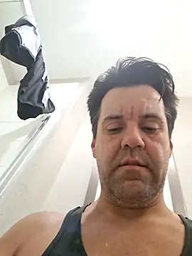ELVISPRESI online show from August 3, 2026, 3:07 pm