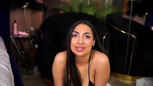 AshleyNoir  online show from June 2, 2026, 11:27 pm