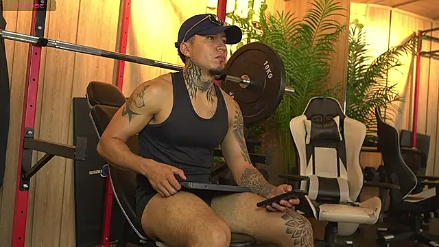 JhonyWestt online show from June 3, 2026, 2:33 pm