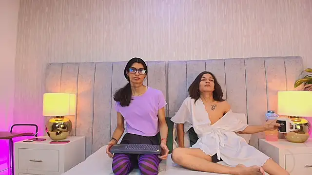 Lylith 606 online show from May 26, 2026, 7:56 pm