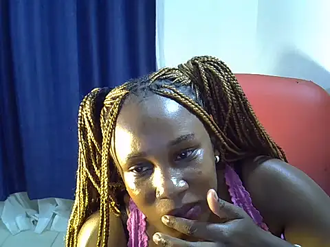 Prettyeviey online show from June 3, 2026, 10:38 am