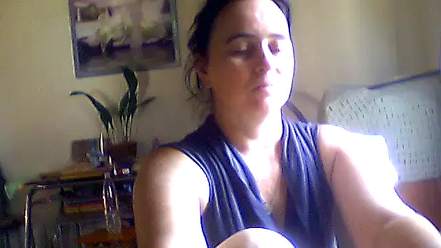 Snapshot of AniaCool77 chatting on August 5, 2026, 6:29 am AniaCool77 online show from August 5, 2026, 6:29 am