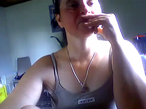 Snapshot of AniaCool77 chatting on June 22, 2026, 12:02 pm AniaCool77 online show from June 22, 2026, 12:02 pm