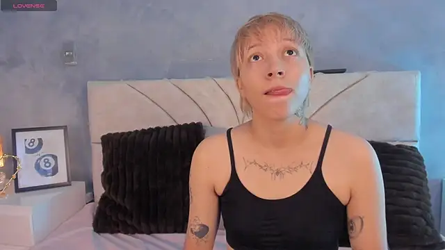 vane grey online show from July 19, 2026, 4:26 pm