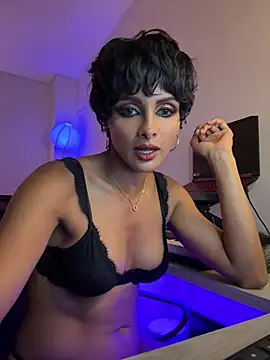 Candelaria0000 online show from July 22, 2026, 12:45 am