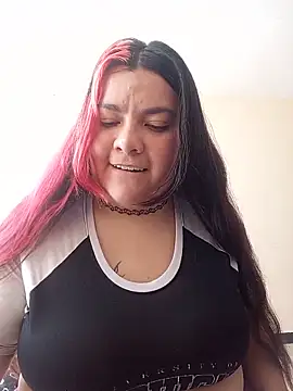 dulcelia0 online show from May 27, 2026, 7:43 pm