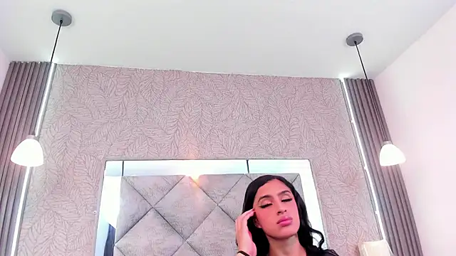 LilithDesire  online show from June 25, 2026, 7:08 pm