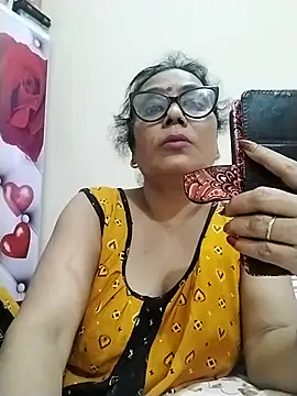 Snapshot of sampachatterjee234 chatting on July 10, 2026, 4:29 pm sampachatterjee234 online show from July 10, 2026, 4:29 pm