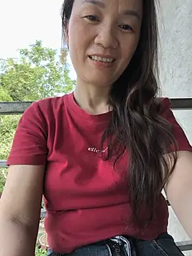 Snapshot of Lye_lovely chatting on July 18, 2026, 9:07 am Lye lovely online show from July 18, 2026, 9:07 am