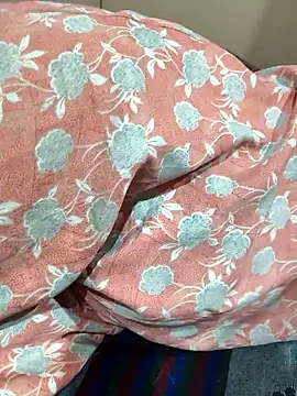 Sexy riyu009 online show from May 26, 2026, 3:43 pm