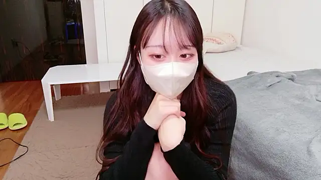 Mei--chan-- online show from June 9, 2026, 3:29 am