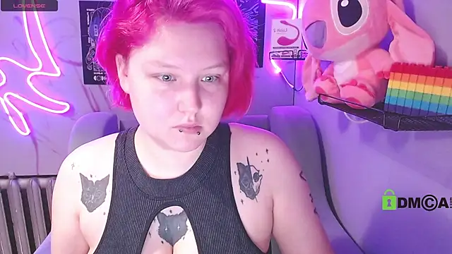 DolliRosees online show from May 29, 2026, 3:56 am