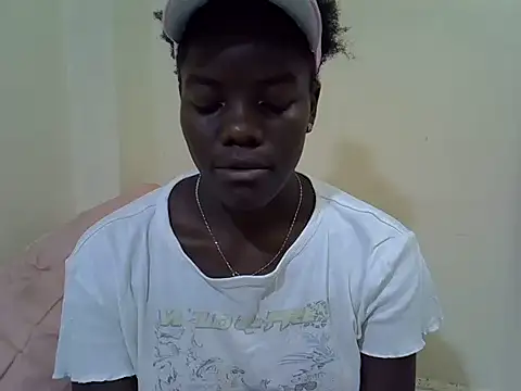 petite lily online show from June 3, 2026, 12:44 am
