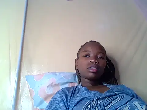 aliana082169 online show from July 23, 2026, 4:43 am