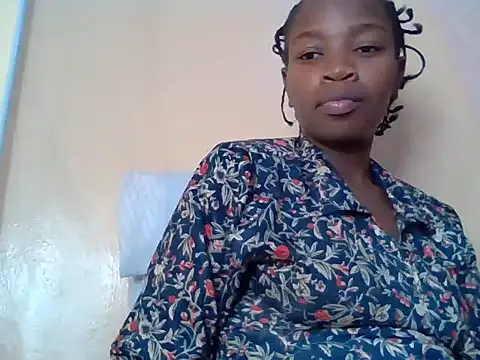 aliana082169 online show from July 13, 2026, 7:57 pm