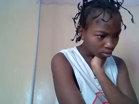 aliana082169 online show from July 13, 2026, 5:40 am