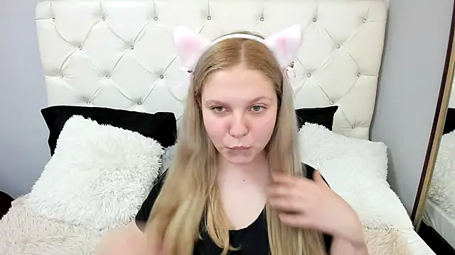 Girl4Power online show from June 5, 2026, 6:02 pm