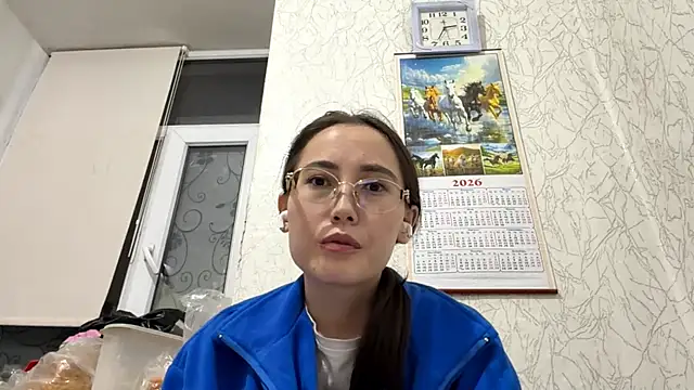 VickieTrudo online show from June 2, 2026, 9:37 pm