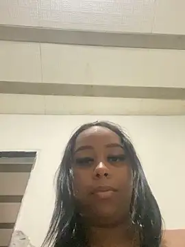 Snapshot of jhenannyy chatting on June 13, 2026, 5:00 pm jhenannyy online show from June 13, 2026, 5:00 pm