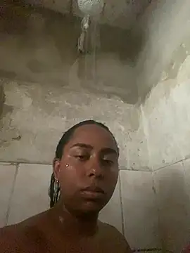 jhenannyy online show from August 4, 2026, 5:17 pm