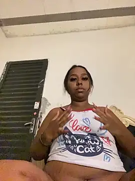 jhenannyy online show from June 22, 2026, 2:58 pm