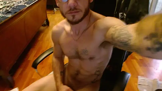 Clevername90 online show from February 10, 2025, 10:19 pm