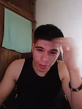 Snapshot of Oliver_LA chatting on July 8, 2026, 8:53 pm Oliver LA online show from July 8, 2026, 8:53 pm