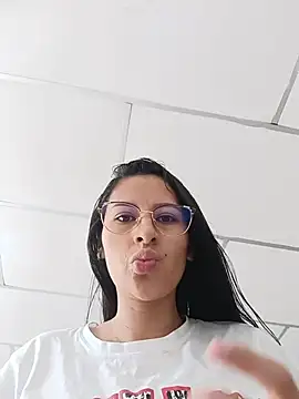 Snapshot of charlotte_collins2_ chatting on July 19, 2026, 7:21 pm charlotte collins2 online show from July 19, 2026, 7:21 pm