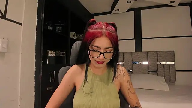 Nezukoo 1 online show from May 26, 2026, 8:51 pm
