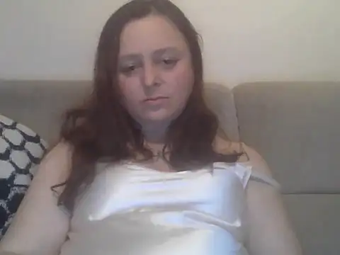 TaylorLovely online show from June 6, 2026, 8:14 pm