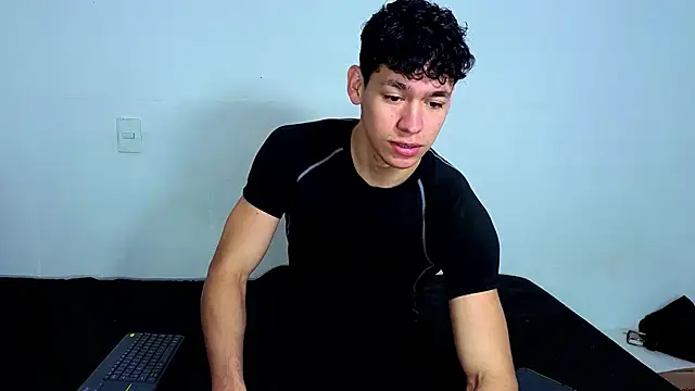 Luke Muscle online show from June 2, 2026, 1:11 pm