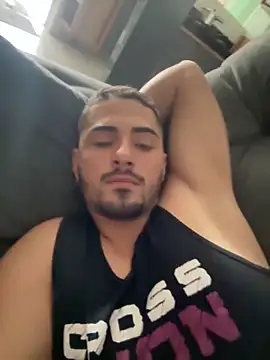 Gugostoso04 online show from June 4, 2026, 5:17 pm