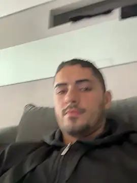 Gugostoso04 online show from May 27, 2026, 2:02 pm