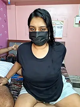 Snapshot of Hornyreshma chatting on July 17, 2026, 10:34 am Hornyreshma online show from July 17, 2026, 10:34 am