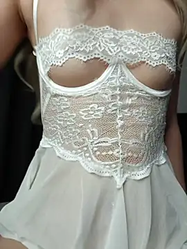 Snapshot of sofi_diaz1 chatting on July 18, 2026, 9:45 pm sofi diaz1 online show from July 18, 2026, 9:45 pm