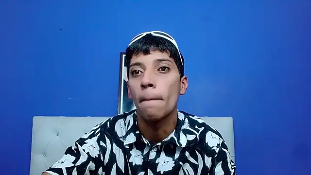 jl brayan12 online show from June 4, 2026, 6:45 pm