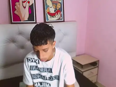 Snapshot of jl_brayan12 chatting on July 9, 2026, 3:29 am jl brayan12 online show from July 9, 2026, 3:29 am